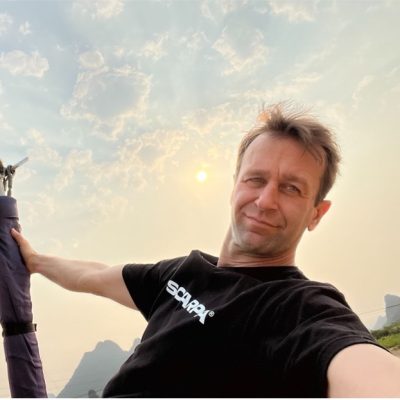 Portrait of Andrew Hedesh